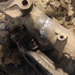 замена мятых участков поддона