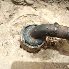 Ремонт труби водопроводу